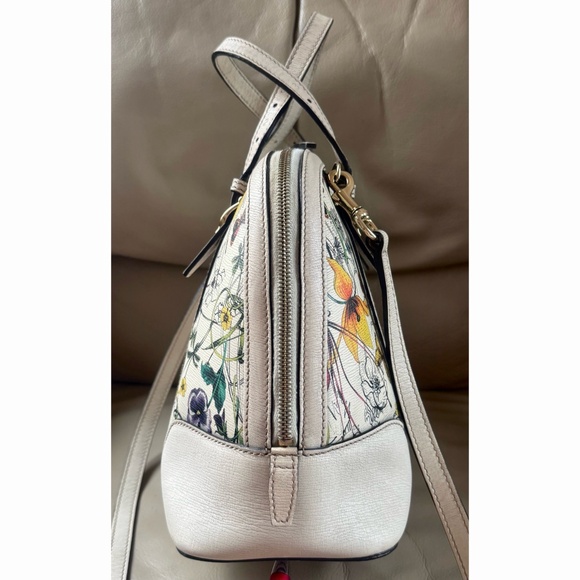 Authentic Gucci Floral Canvas White Leather Dome Satchel Crossbody Bag - Picture 4 of 15